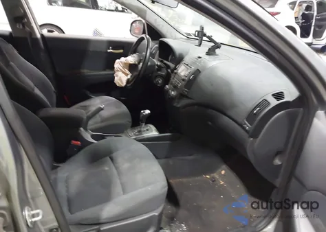 2010 Hyundai Elantra из США, поврежденный, VIN KMHDC8AE1AU057573